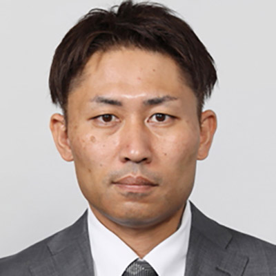越戸 賢司